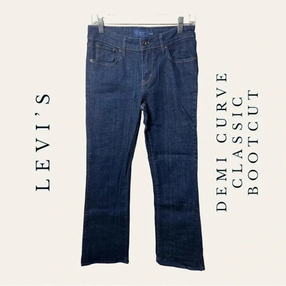 0409W. LEVI’S DEMI CURVE CLASSIC BOOTCUT‎ DENIM JEANS SIZE 6/28 DARK WASH COLOR - Picture 1 of 9